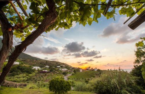 Malfa Hotel | Hotel Ravesi