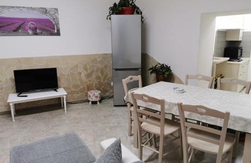 Viagrande House | House Umberto I
