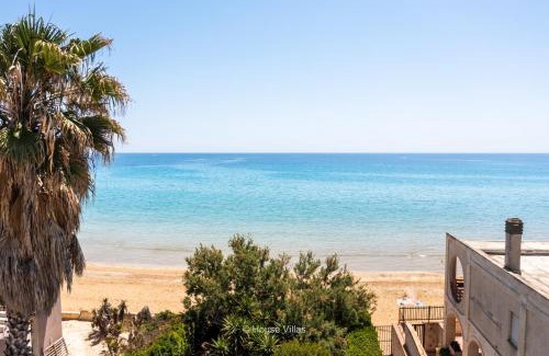 Noto Marina Villa | House&Villas - Baia delle Sirene