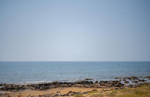 Calabernardo House | House & Villas- KYME'