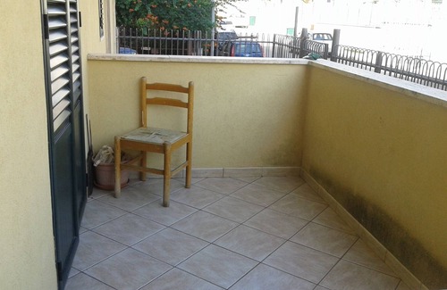 Porticello House | Independent raised floor
