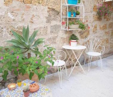 Corso dei Mille - Sant'Erasmo House | 50 m² House ∙ 1 bedroom ∙ 4 guests
