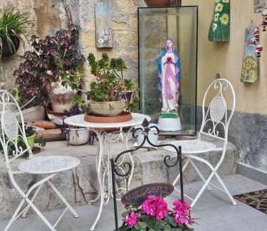 Corso dei Mille - Sant'Erasmo House | 50 m² House ∙ 1 bedroom ∙ 4 guests