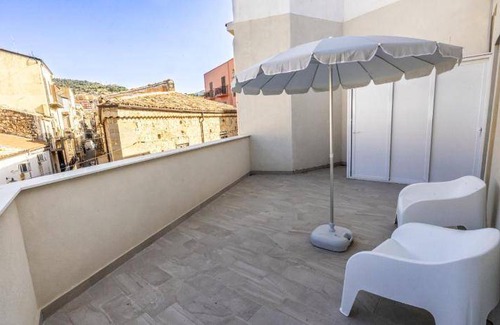 Santo Stefano di Camastra Bed & Breakfast | 55 m² Bed and breakfast ∙ 4 guests