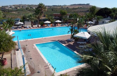 Seccagrande Resort | Kamemi Village & Camping