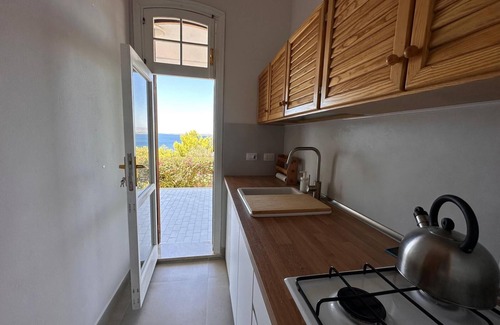 Plemmirio Apartment | KIND OF BLUE a beautiful terrace on a sea park, 12 km from Siracusa city center