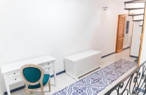 Lipari Historic Centre Apartment | La Bomboniera