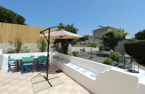 Lipari Historic Centre Villa | La Casa Bianca