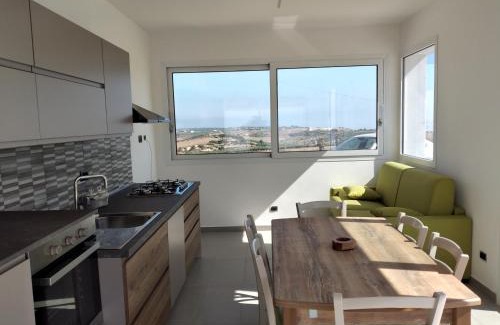 Montallegro House | LA DAMA BIANCA BOVO MARINA