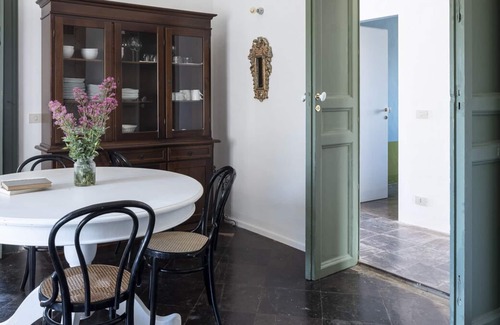 Ragusa Villa | La Dolce Vita - Six Bedroom Villa, Sleeps 16