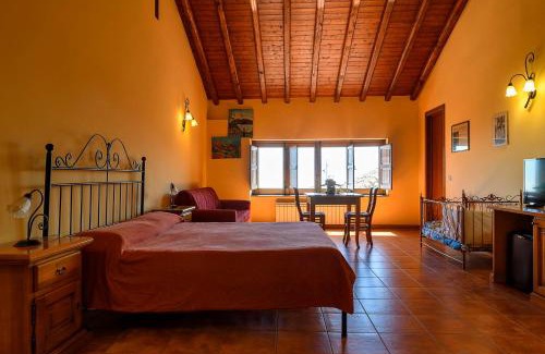 Puntalazzo House | La pietra antica O' munti