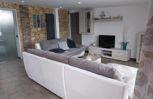 Mascalucia House | La rosa dell'Etna