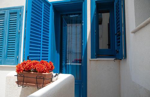 Marettimo House | La terrazza del sole “ apartments “
