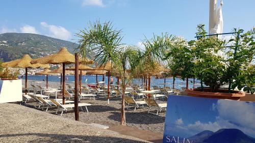 Canneto Apartment | LIPARI BLU