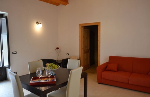 Modica Other | MAESTRALE 1 bedroom apt 2/4 sleeps with Pool - Modica - Sicily