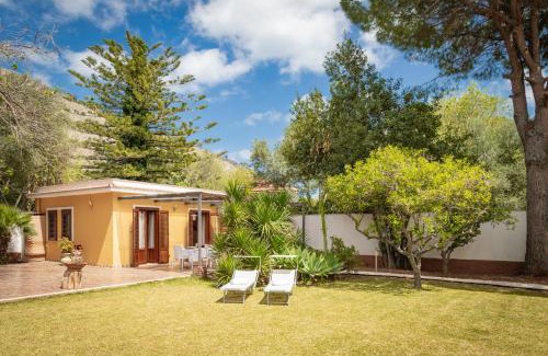 Mondello Apartment | Maison Blanche