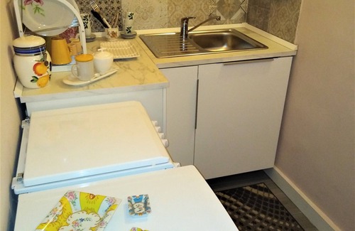 Catania City Centre Apartment | Manzoni Suite Home - Home with balconies overlooking the city
