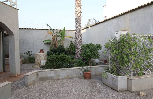 Punta Secca House | "mare" a 50mt Dalla Spiaggia, Giardino, Zona Bbq, Parcheggio e Wi-fi Gratuiti