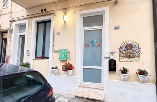 Ragusa Apartment | Max- Fortuna - Second floor apartment