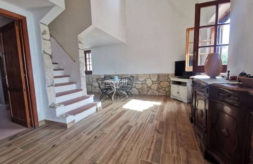 Fontane Bianche Villa | Mia and Rocco Jack's house, where you can relax with friends and family.