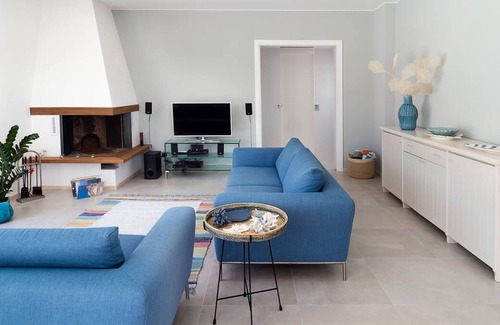 Custonaci Villa | Modern villa with pool walking distance from the sandy beach