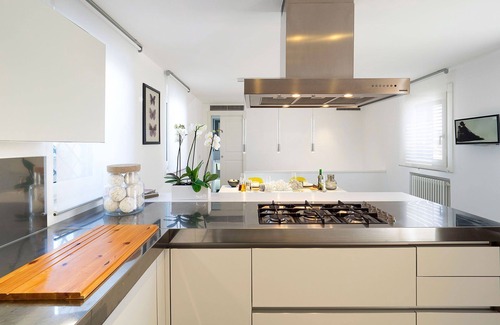 Catania City Centre Apartment | My Rental Homes - La Terrazza with panoramic terracces with beautiful view of Etna