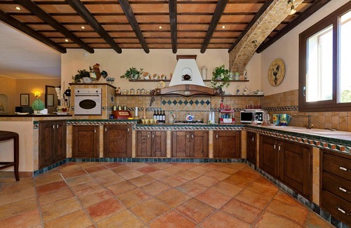 Castelvetrano Villa | My Rental Homes - Villa Athena with pool and large garden with patio and BBQ