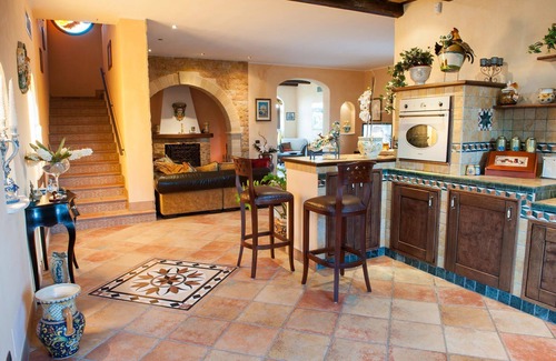 Castelvetrano Villa | My Rental Homes - Villa Athena with pool and large garden with patio and BBQ