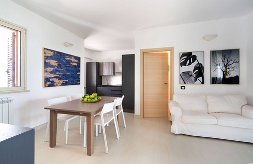 Noto Marina Villa | My Rental Homes - Villa Sea Star: jacuzzi, sun terrace and direct access to the sea