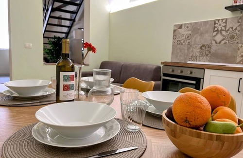 Borgo-Sanzio Apartment | NEW Central Stylish Flat/Private Patio/2min Subway