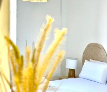 Aspra House | Oltremare Suite N37 Villa fronte mare con spa privata giardino vista panoramica e wifi gratuito