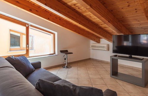 Capo d'Orlando Apartment | Ostrica - 2 bedrooms mansard with terracecentrally located
