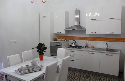 Castellammare del Golfo Apartment | Palazzo TAORMINA holiday house castellammare del golfo