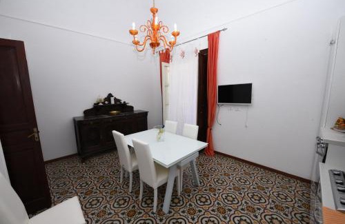 Castellammare del Golfo Apartment | Palazzo Taormina