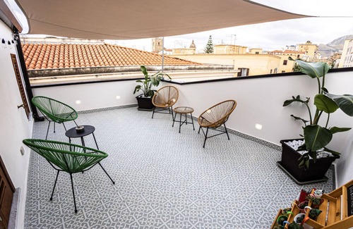 Albergheria Apartment | PANORMOS91 rooms&terrace
