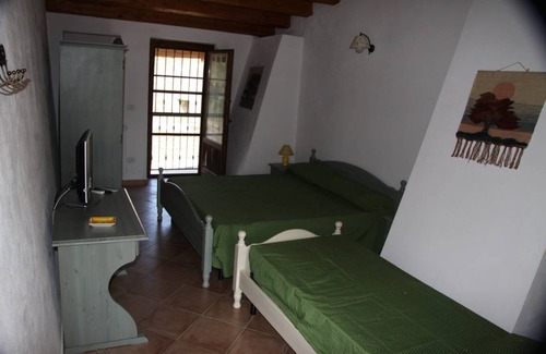 Sant'Angelo Muxaro Resort | Private room ∙ 3 guests