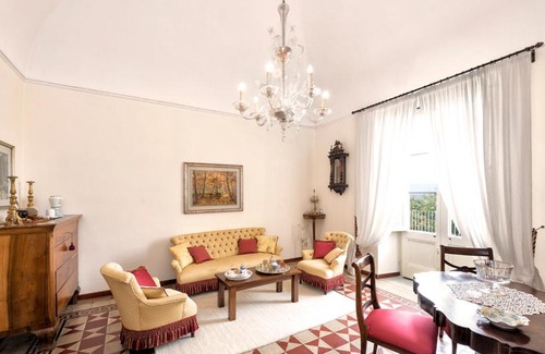 Ragalna Villa | Ragalna Villa Sleeps 6 with Pool