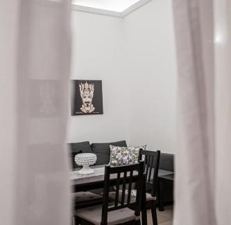 Borgo-Sanzio House | Ruggero Settimo - Holiday Houses