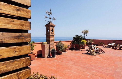 Taormina City Centre Apartment | San Domenico