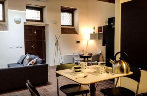 Catania City Centre Apartment | San Giuliano house