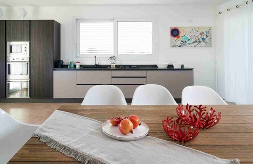 Reitani Villa | Seaside vacation rental Estate for 40 people in Sicily with 6 pools and AC