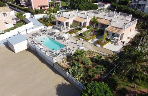 Fontane Bianche Apartment | Small Luxury apartments Pool and sea view - Stella Del Mare