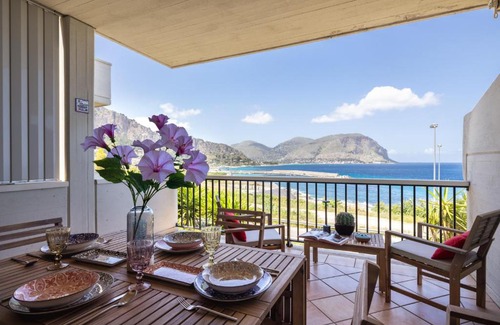 Addaura Apartment | Sole di Giada by DomuSicily