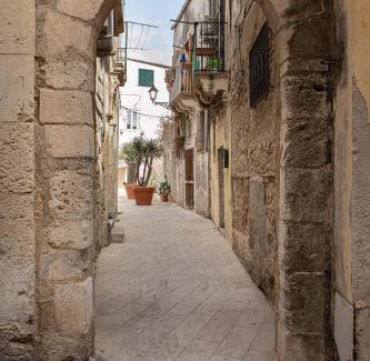 Ortigia Apartment | Studio Dione 130 by Wonderful Italy