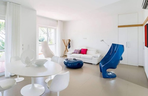 Marina di Modica Villa | Stunning luxury private villa by the sea