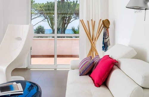 Marina di Modica Villa | Stunning luxury private villa by the sea