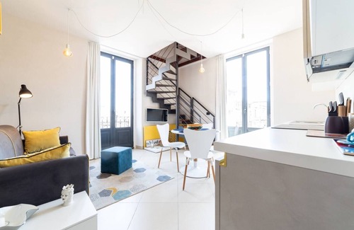 Coste Apartment | Suite Apartment - Fast Wifi - A/C - Supermarket & Shops -exclusive "SunTripSicily"