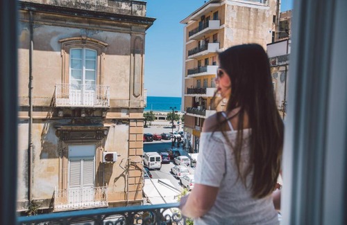 Ortigia Apartment | Suite Giaracà #SeaView #Bigterrace #SeaView