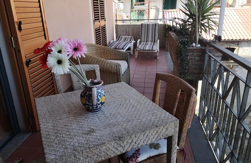 Mazzeo Apartment | Taormina by the sea, Casa Corallo (sea at 10 meters - private parking)