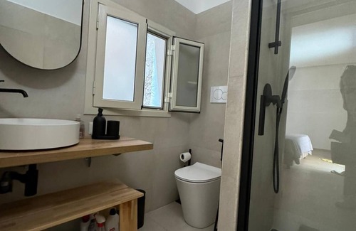 Catania City Centre Apartment | Two-room apartment with private bathroom